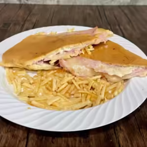Tostada Jamón y Queso Suizo